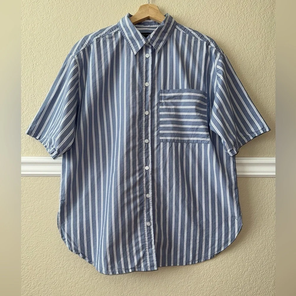 Banana Republic 100% Cotton Short Sleeve Button Down Collared Shirt Striped M